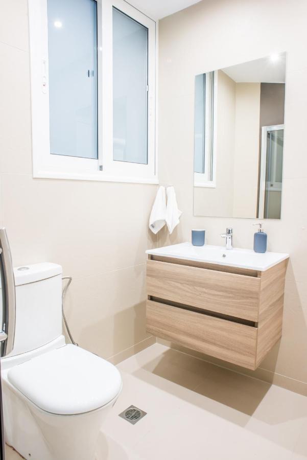Апартаменти Α26 Pristine & Modern Flat Near Monastiraki Square In Афіни Екстер'єр фото